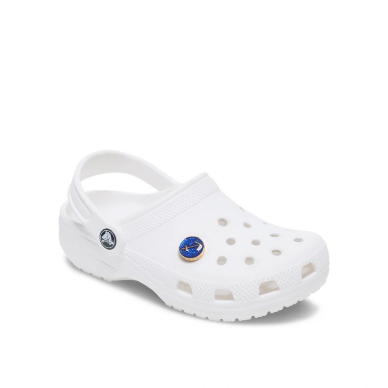 Crocs_Jibbitz_Charm_Sodiac_Golden_Saggitarius_10018473.webp