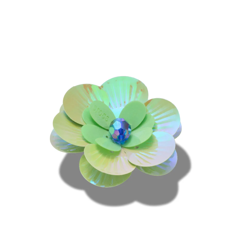 Crocs_Jibbitz_Sequin_Green_Flower_Side_10018656.png