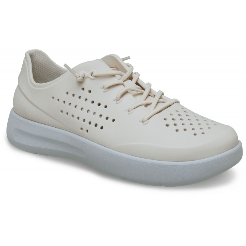 175667-nordic_outdoor_crocs_inmotion_pacer_m_almond_tint_atmosphere_angle.jpg