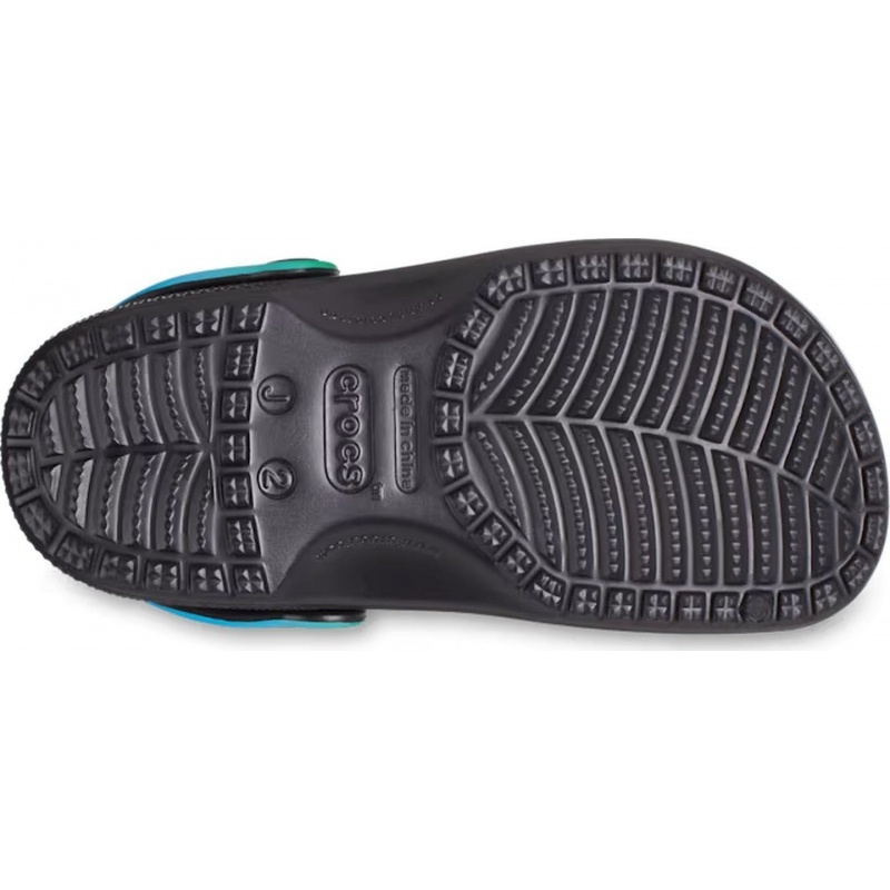 175974-nordic_outdoor_crocs_minecraft_classic_clog_k_multi_bottom.jpg