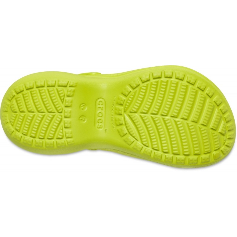 175979-nordic_outdoor_crocs_classic_bae_clog_kiwi_bottom.jpg