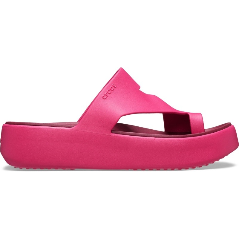 176427-nordic_outdoor_crocs_getaway_platform_toe_loop_dragon_fruit_side.jpg