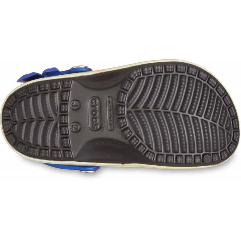 176514-nordic_outdoor_crocs_dragonballz_classic_clog_multi_bottom.jpg