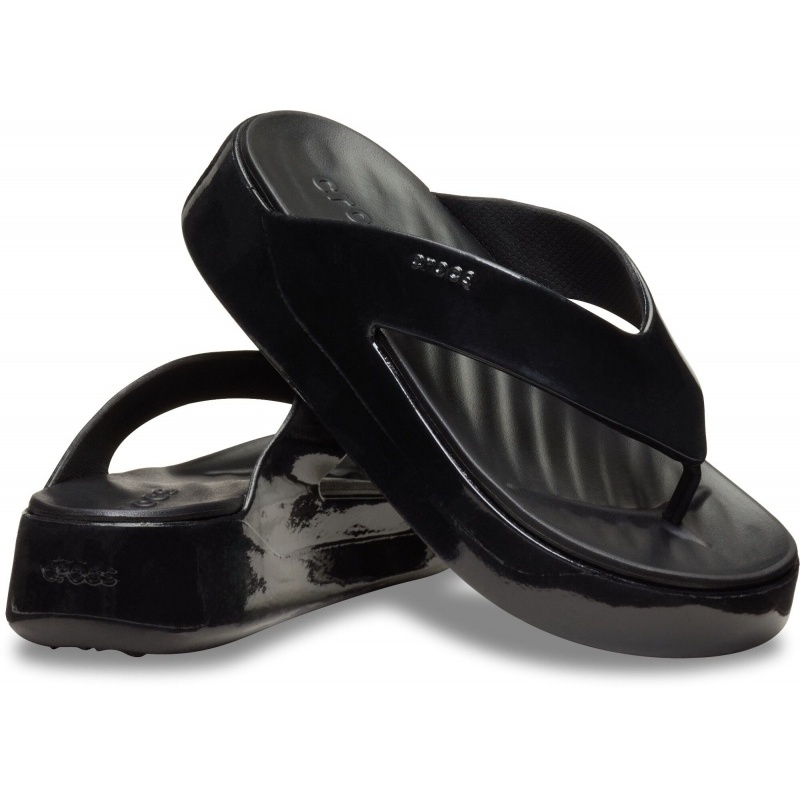 178089-nordic_outdoor_crocs_getaway_platform_patent_flip_black_pair.jpg