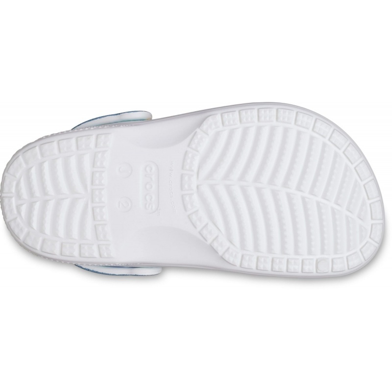 179397-nordic_outdoor_crocs_frozen_baya_clog_multi_bottom.jpg