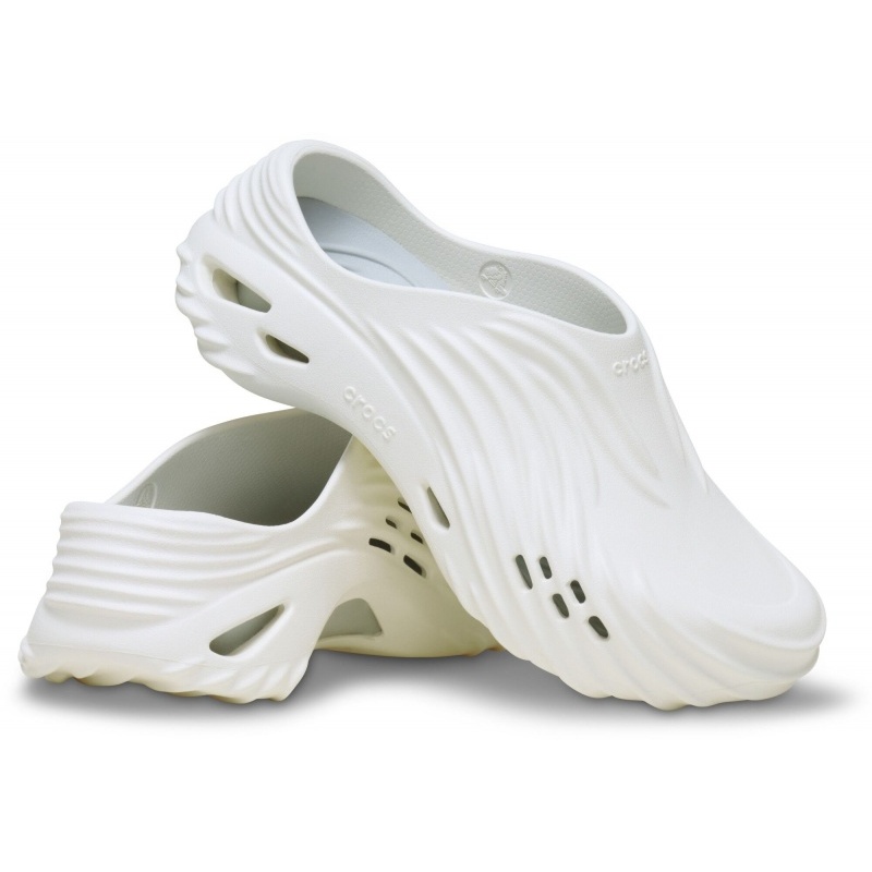 Crocs™ Echo Wave Chalk