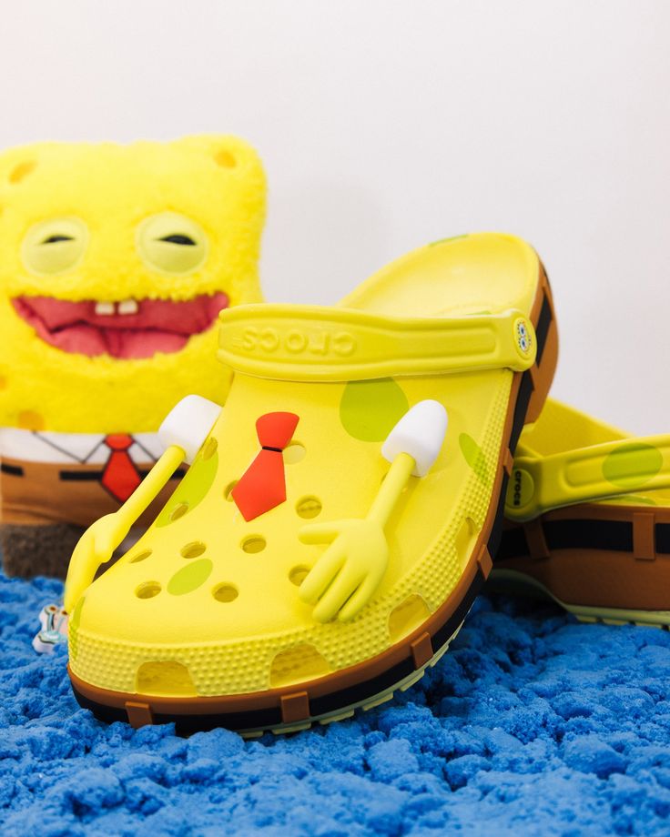 Crocs_Sponge_Bob_Squarepants_NordicOutdoor.jpg (77 KB)