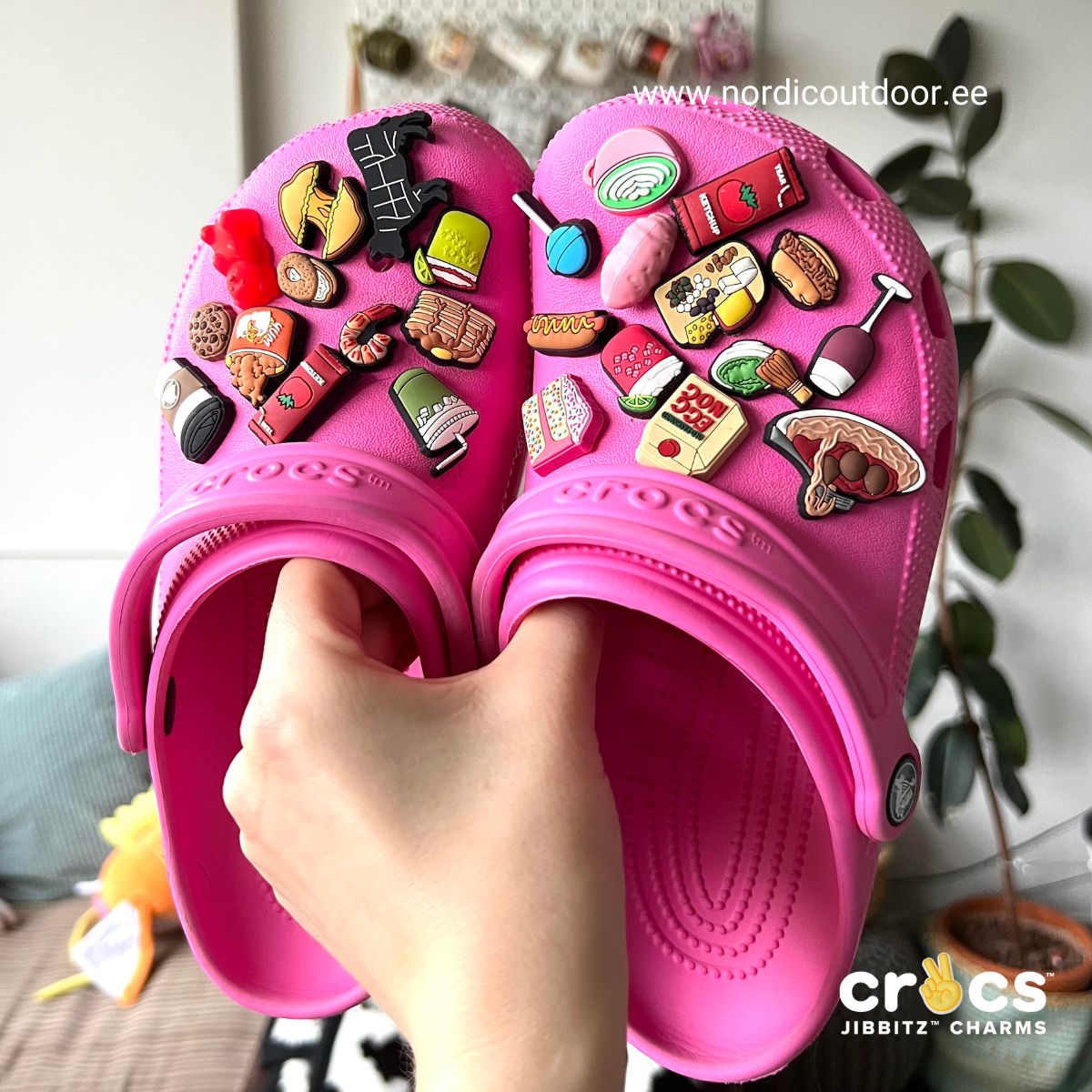 CrocsUP_Crocs_Jibbitz_Challenge_NordicOutdoor_candy.jpg (238 KB)